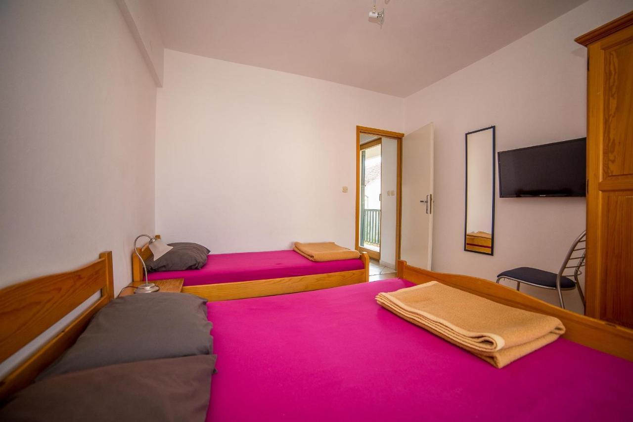 Apartments Grulovic Srima Luaran gambar